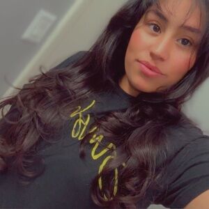 Meet your Posher, Melissa